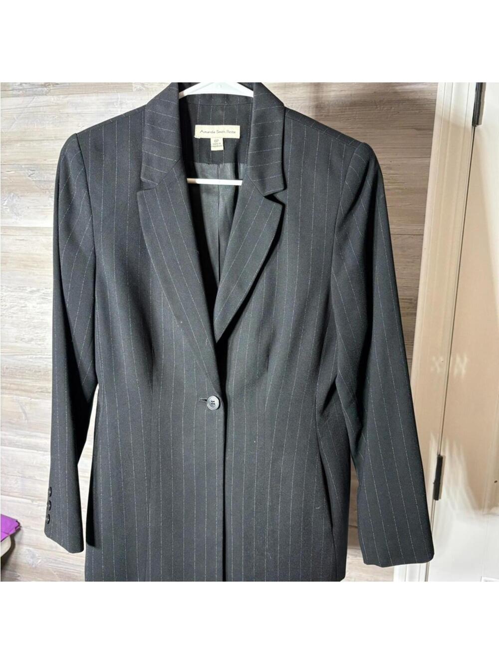 Amanda Smith Petite Black Pinstripe Suit Jacket Size 6P 952